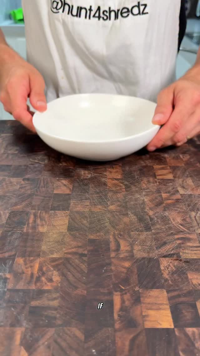 Instagram post by @hunt4shredz for Banza. Caption reads: 🍤🔥 High-Protein Cajun Shrimp Spaghetti

✅ Save....