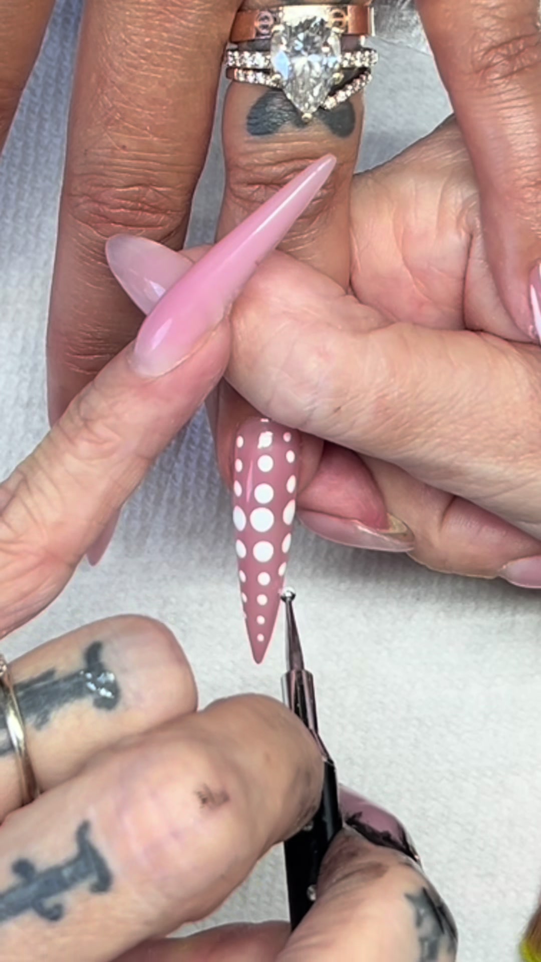 TikTok post by @courtneycantwell_nails for V Beauty Pure. Caption reads: [...] 048, diamond gel, no wipe top coat by....