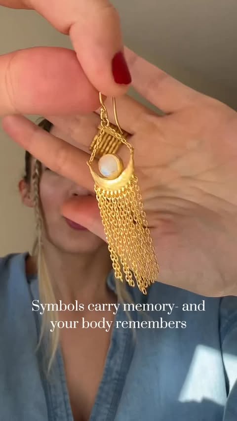 Instagram post by @healingwithshayna for Satya Jewelry. Caption reads: [...] and meaning✨ Everything here is....