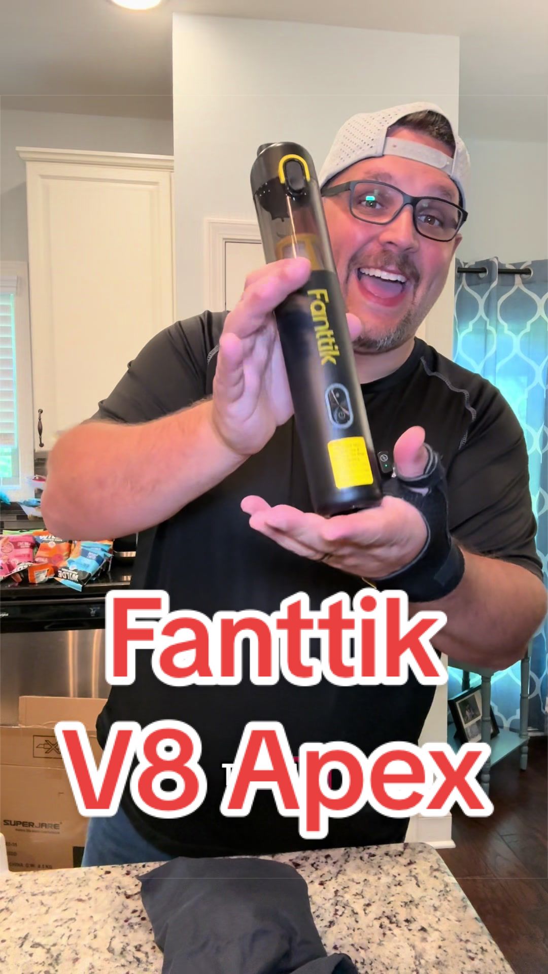 TikTok post by @marshalmeacham for Fanttik. Caption reads: [...] hard-to-reach spaces spotless with the....