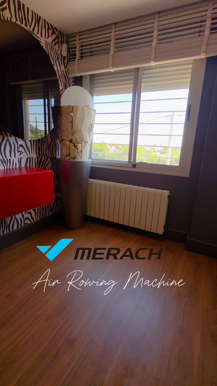Instagram post by @mailys_d_amour for Merach. Caption reads: 🇫🇷 – Rameur MERACH NovaRow R50 @merachfit.eu....
