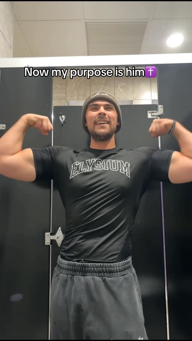 Instagram post by @derek.doersam for Gorilla Mind. Caption reads: [...] purpose. All glory to Him ✝️
.
@gorillamind....