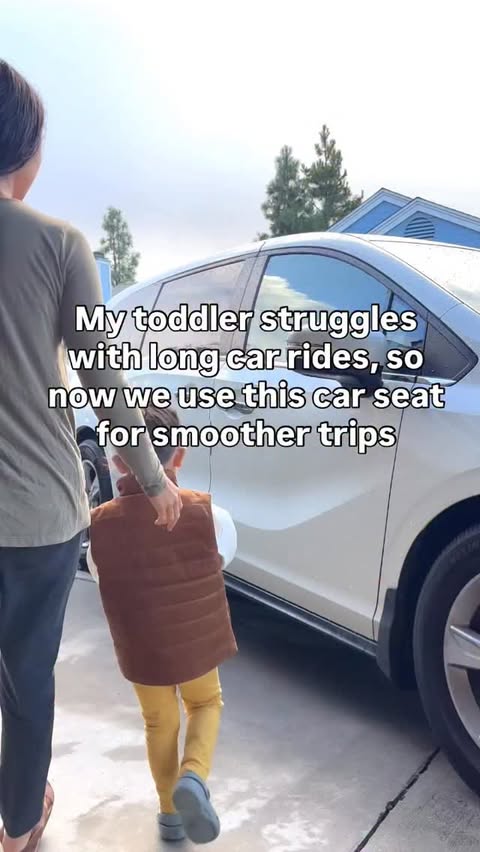 Instagram post by @maistorybooklibrary for Baby Trend. Caption reads: [...] Me 4-in-1 Convertible Car Seat from....