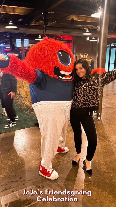 Instagram post by @theblissfulmomma for Jewel-Osco. Caption reads: The best Friendsgivings are the ones that bring....