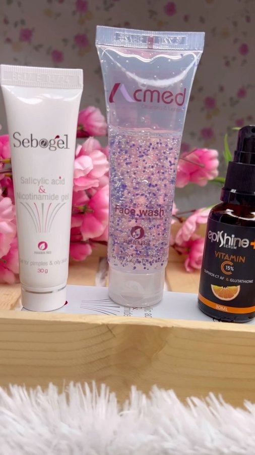 Instagram post by @darshu_maggi_ for Viral Pitch. Caption reads: ✨Say Goodbye to acne,breakout,troubles & Hello to....