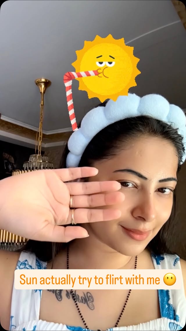 Instagram post by @diksha_guptaaa for Mattlook Cosmetics. Caption reads: #MainCharacterEnergy only with MATTLOOK Zero SUN —....
