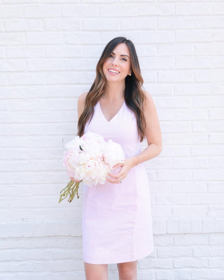 Instagram post by @frappsandfrills for Southern Tide. Caption reads: [...] temps, my wardrobe’s heating up with....