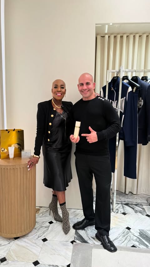 Instagram post by @sandeeglam for Balmain. Caption reads: ✨BELLEFONTAINE  X  BALMAIN COLLAB!!!✨
Flashing ....