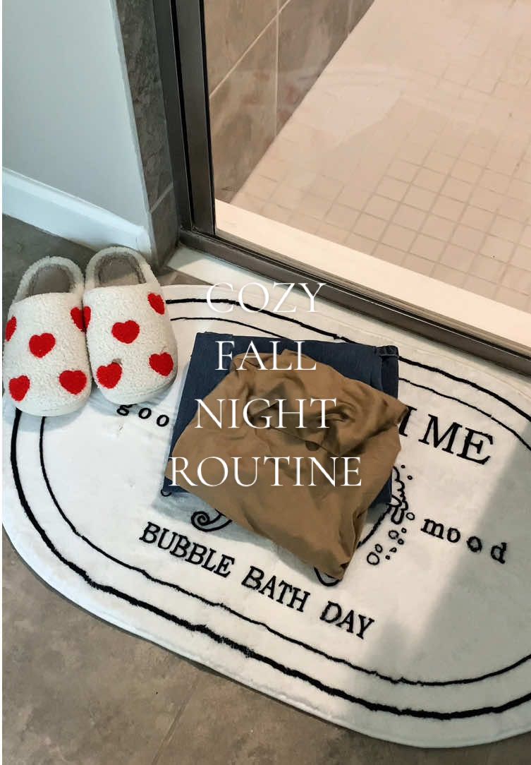 TikTok post by @autumnkatee for philosophy. Caption reads: [...] @Bloom Nutrition @Tree Hut @philosophy....