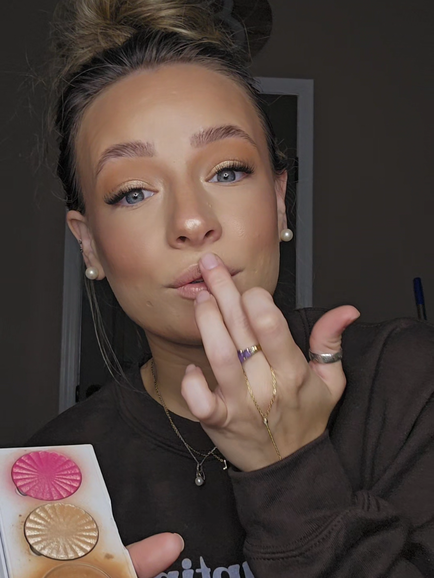 TikTok post by @_its..tori for OFRA Cosmetics. Caption reads: [...] my ride or die pallete 🤞 @OFRA Cosmetics,....