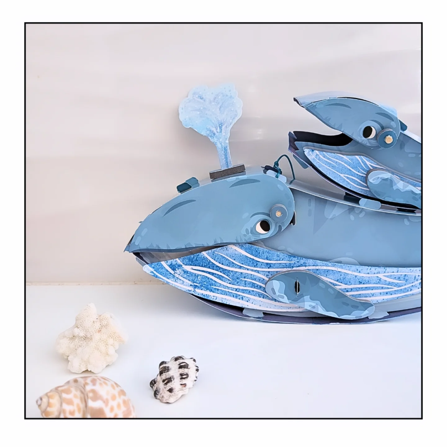 Instagram post by @une.famille.en.mariniere for Pandacraft. Caption reads: ⚓ 𝔼𝕟 𝕒𝕡𝕡𝕣𝕖𝕟𝕕𝕣𝕖 𝕕𝕒𝕧𝕒𝕟𝕥𝕒𝕘𝕖....