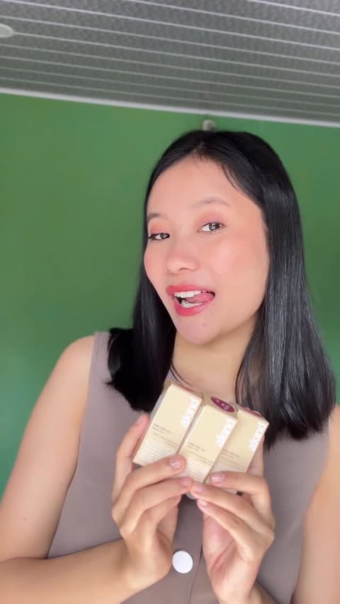 Instagram post by @vxnloviee for AKIND. Caption reads: My no-fuss beauty ritual ✨ The Akind One For All....