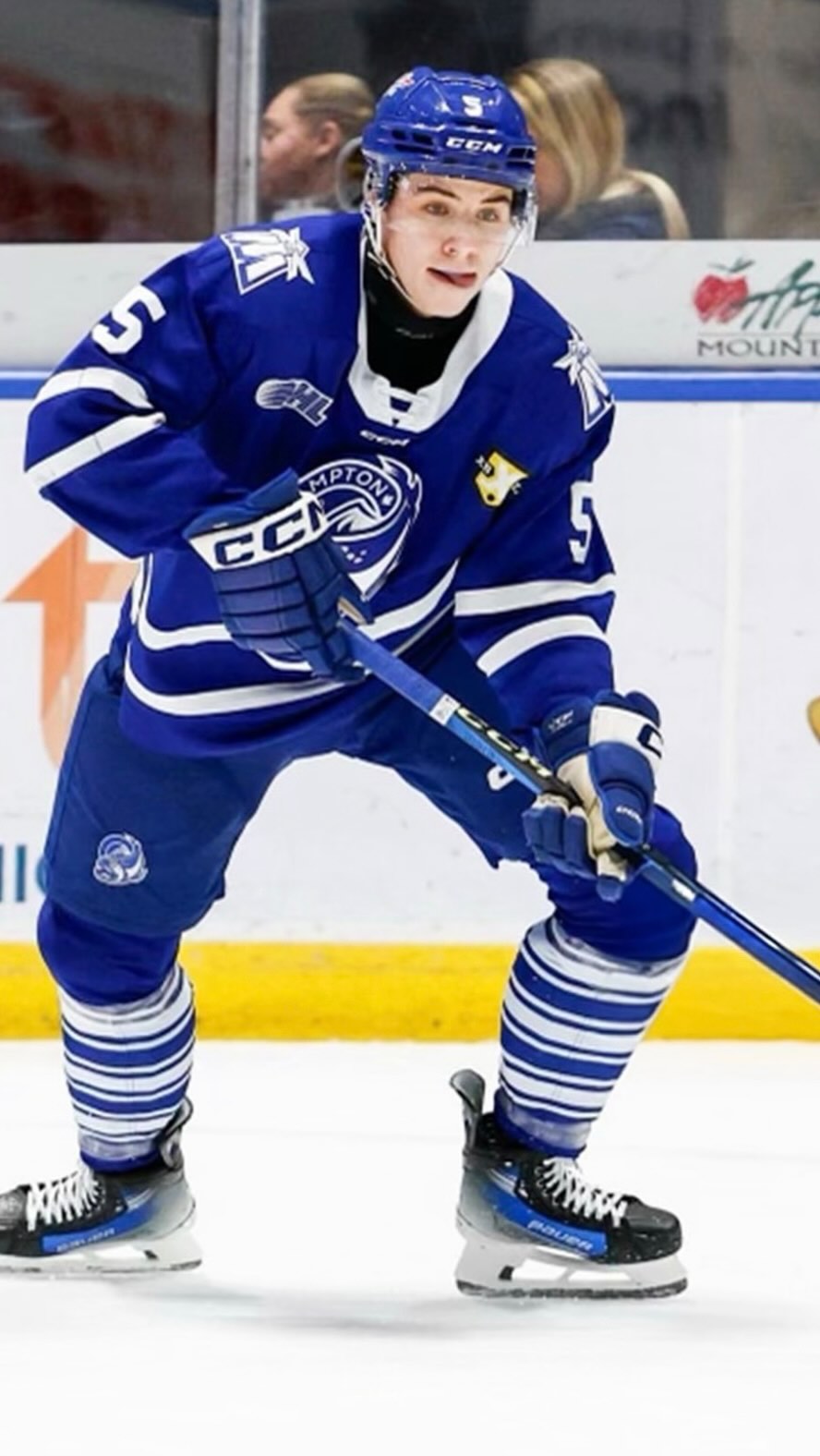 Instagram post by @kovarikhockey for BAUER Hockey. Caption reads: [...] @staca_cz 

Powered by @bauerhockeyczech &....