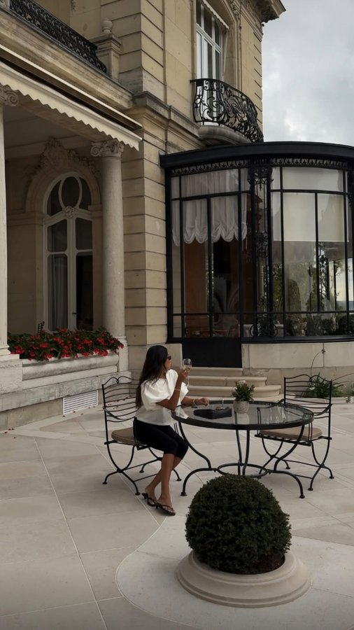 Instagram post by @sincerelyjules for Citi. Caption reads: The Citi Strata Elite℠ Card just launched and it’s....