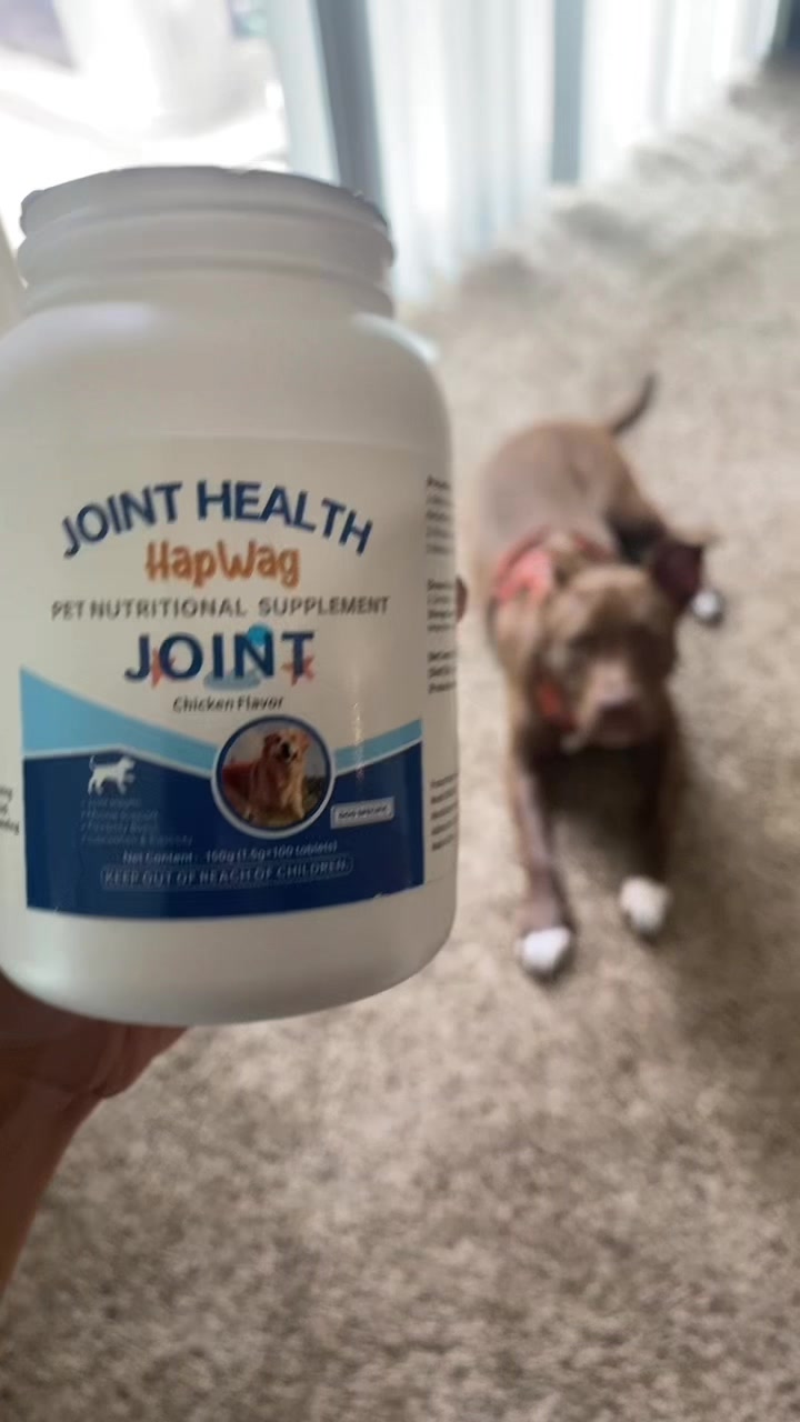 TikTok post by @kelroyo for Hapwag Pets. Caption reads: @HAPWAG PETS offer some of the best pet products....
