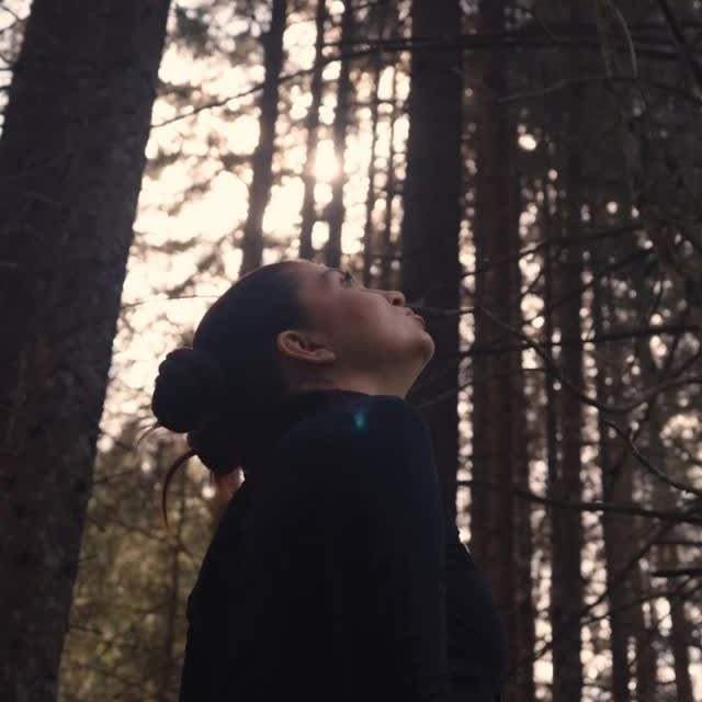 Instagram post by @lorevsn for Nuii Icecream. Caption reads: Natura si inghetata. Tot ce vreau vara asta.....