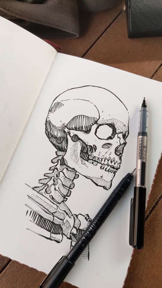 Instagram post by @mattheathart for Kuretake ZIG. Caption reads: Sketching practice from reference. I like to keep....