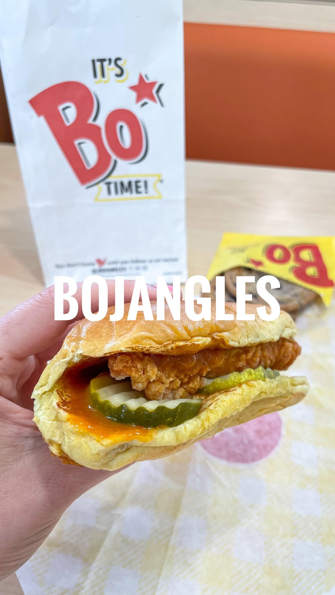 Instagram post by @restaurant_aholic for Bojangles. Caption reads: 🚨 𝐍𝐄𝐖 𝐌𝐄𝐍𝐔 𝐈𝐓𝐄𝐌𝐒! | For a limited....