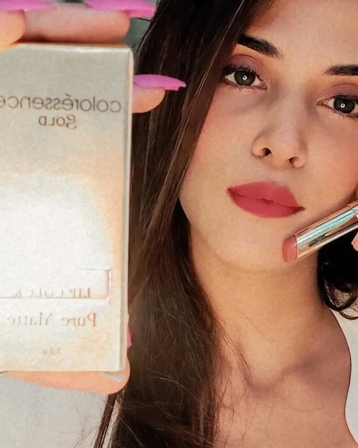 Instagram post by @nidhi_jumrani for Coloressence. Caption reads: [...] Pure Matte Lipsticks from -....