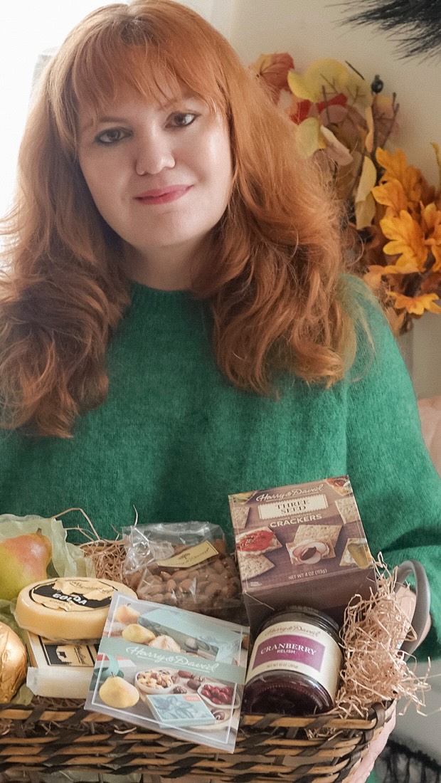 Instagram post by @kate_romanoff for Harry & David. Caption reads: This season, I’m slowing down to share little....