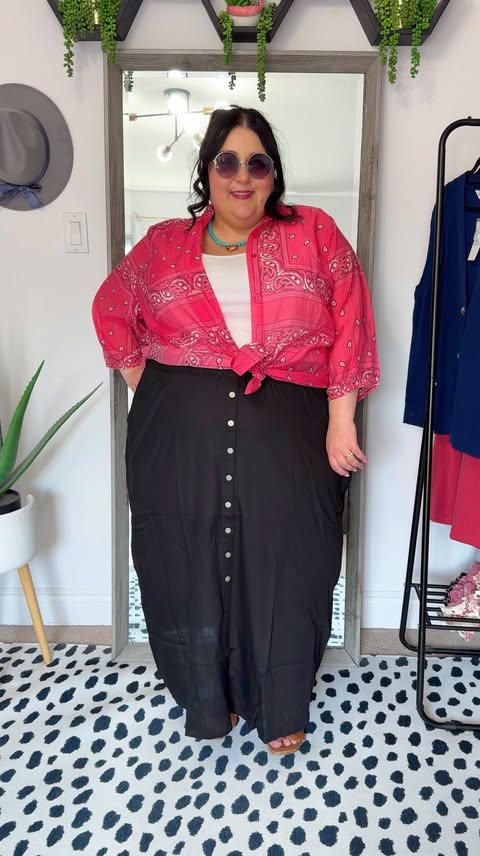 Instagram post by @curvy_chronicles for Ulla Popken. Caption reads: One @ullapopkenusa skirt, two ways to style it.....