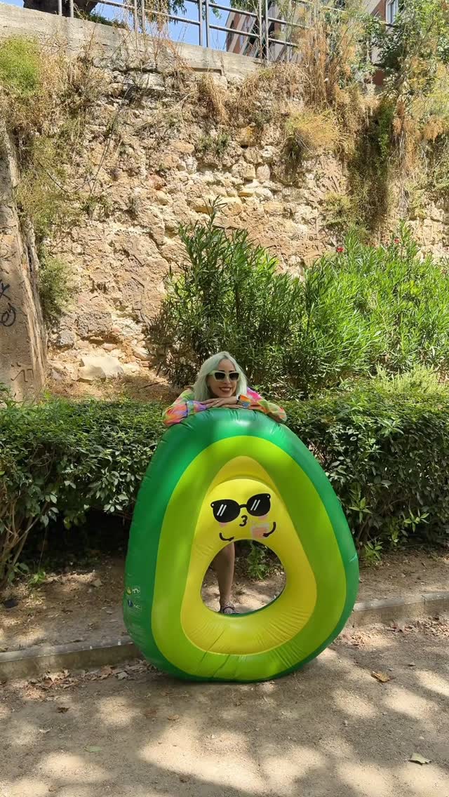 Instagram post by @gina.ginger for Mr Wonderful. Caption reads: El aguacate de @mrwonderful_ me ha dado toda la....