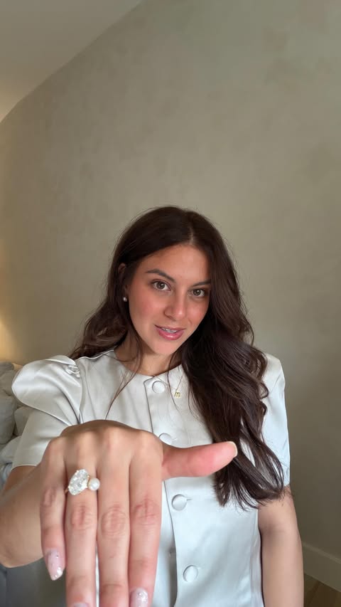 Instagram post by @chasingcarpediem for The Knot. Caption reads: [...] we are 🤍✨ 
If you’re planning too, The Knot....