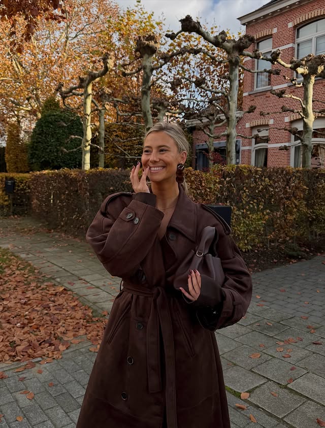 Instagram post by @celinevanouytsel for Guts & Gusto. Caption reads: Publiciteit// The perfect autumn day 🍂 @gutsgusto....