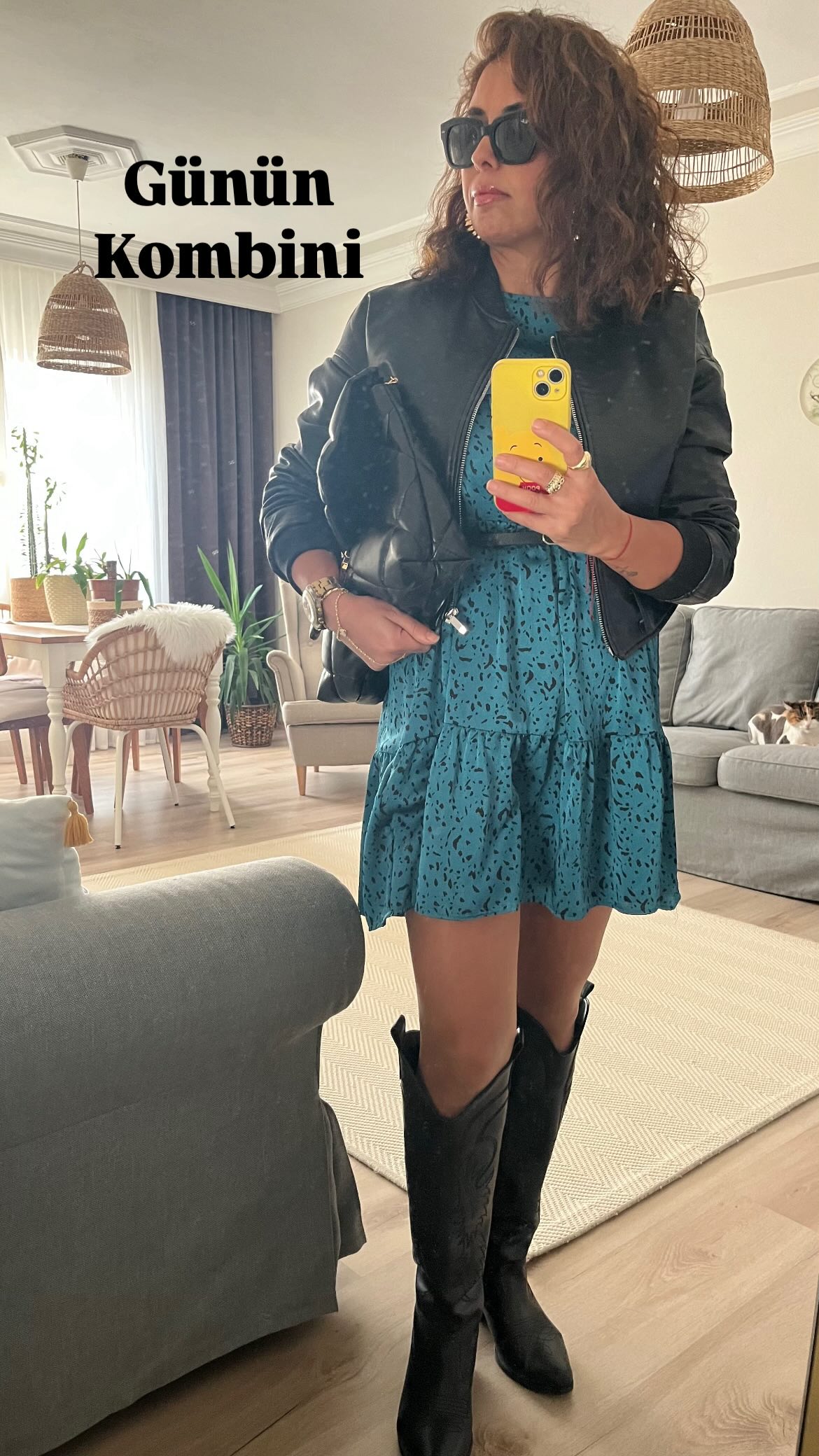 Instagram post by @modatarih for hepsiburada. Caption reads: [...] @lutvelizade_ 
Gözlük @rayban 
Çanta....