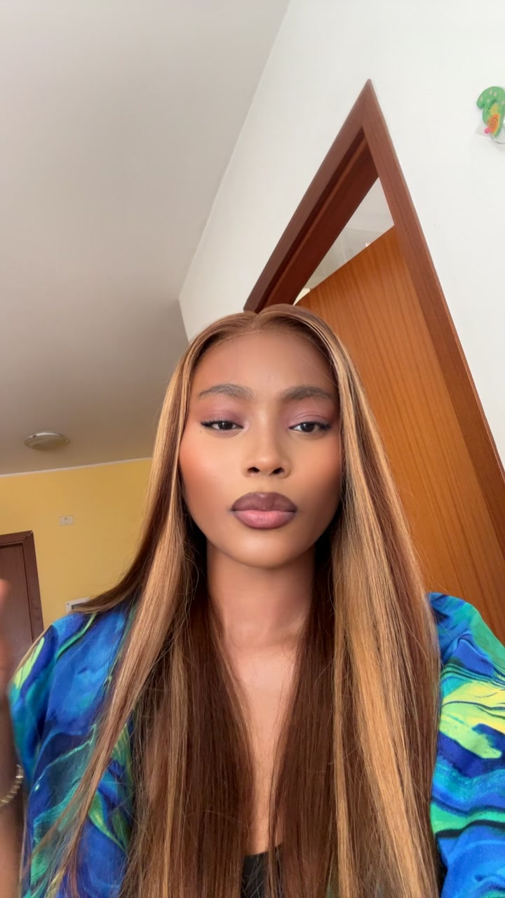 TikTok post by @jardelle_oniane for OQHAIR. Caption reads: @OQHAIR @OQHAIR Official Shop #glwdys_style....