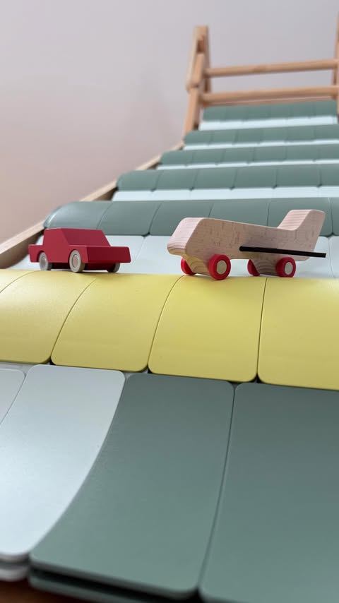 Instagram post by @familiels_niedersachsen for Waytoplay. Caption reads: [...] turned up the excitement by racing the....