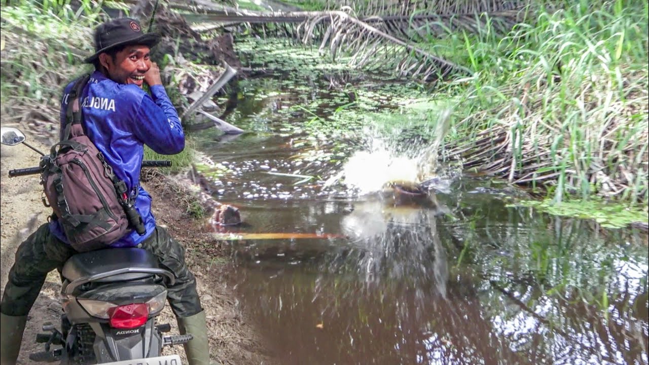YouTube post by @Angler2001 for Tokopedia. Caption reads: GOKIILLL!!! Fishing From A Motorcycle....