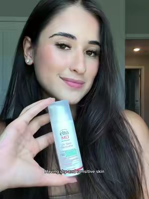 TikTok post by @katferreiraf for EltaMD. Caption reads: [...] and looks even better under makeup ✨💚....