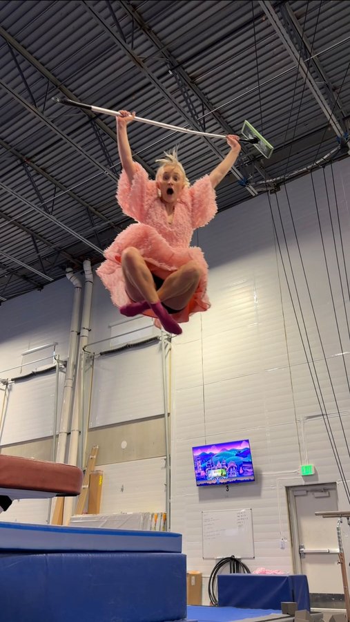 Instagram post by @rebekahbean for Swiffer. Caption reads: Climbing out of the pit in a dress had me....