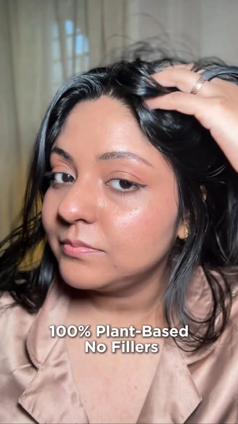 Instagram post by @ameeraworld for Brillare. Caption reads: [...] oil benefits, hair growth tips #Brillare....