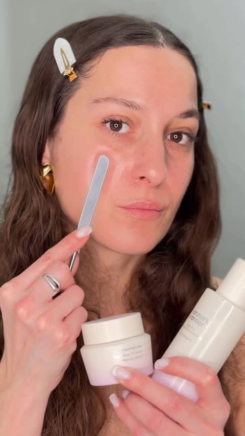 Instagram post by @mur.mur_style for Haruharu Wonder US. Caption reads: Barrier care changed my skin ✨ haruharu Barrier....
