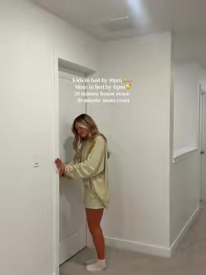 TikTok post by @kylensuttner for Clean Simple Eats. Caption reads: [...] #nighttimeroutine #momoftwo @Clean Simple....