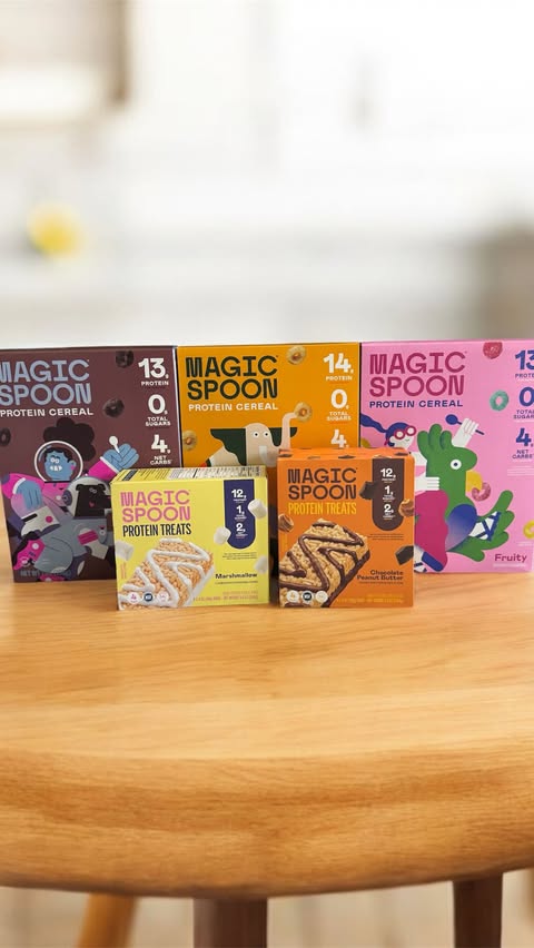 Instagram post by @fashionikstyle_ for Magic Spoon. Caption reads: 🥣

• FRUITY CEREAL
• COCOA CEREAL
• PEANUT BUTTER....