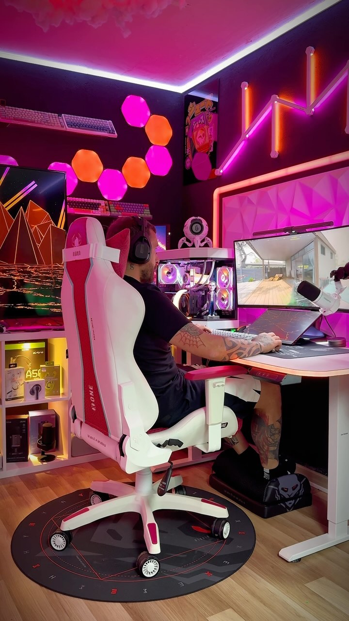 Instagram post by @capitangamer88 for Diablo Chairs. Caption reads: Happy Tuesday friends!!!

Not only gaming chairs....