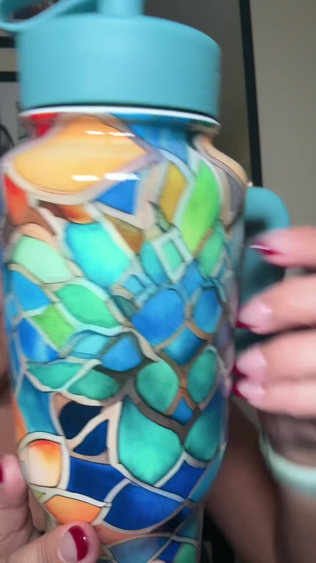 TikTok post by @_bobbie_tts for Coldest. Caption reads: These colors are so vibrant! @Coldest #coldest....