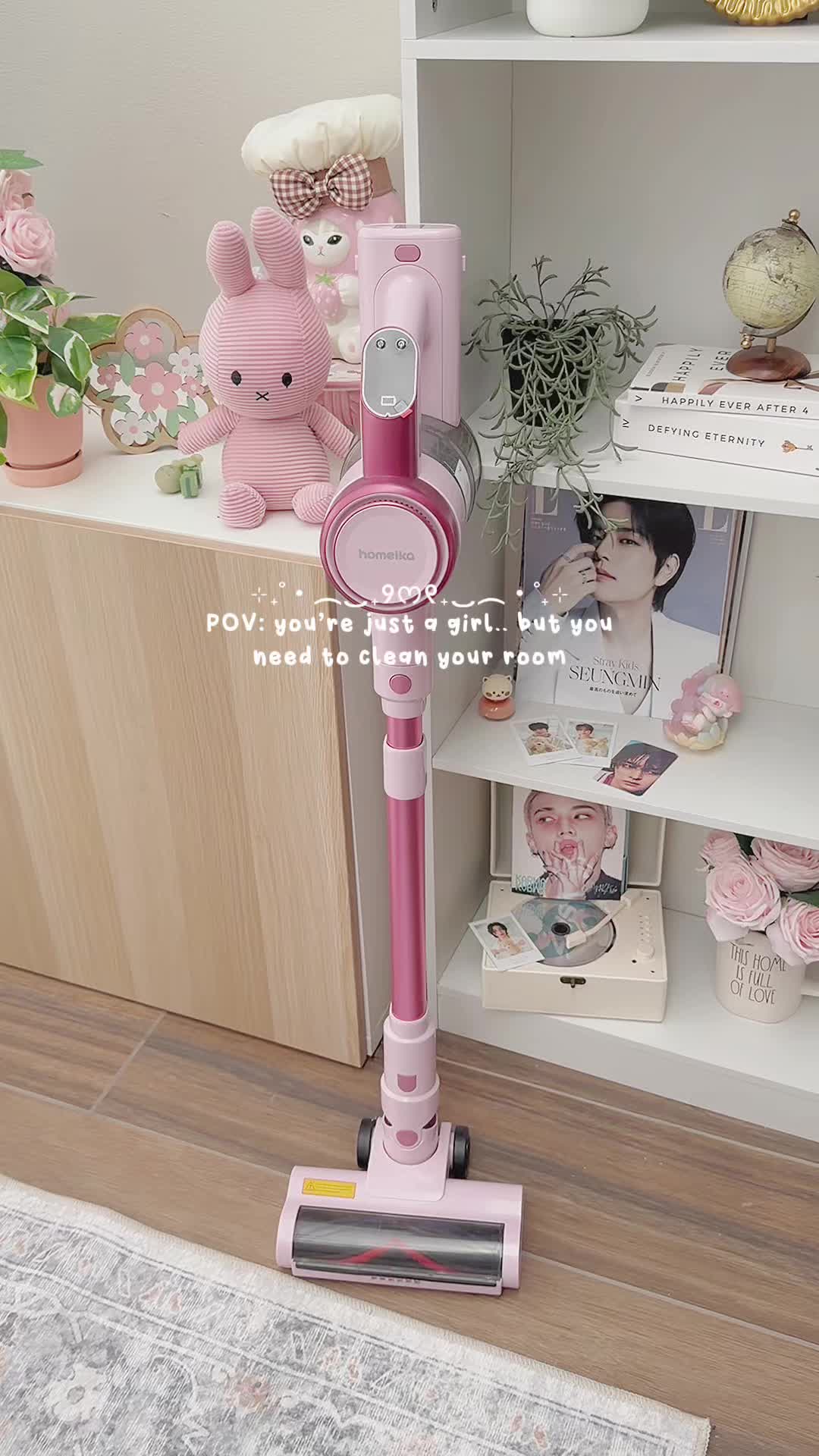TikTok post by @katarinakoa for Homeika. Caption reads: [...] are pink, and I'm thriving 💗✨ This Homeika....