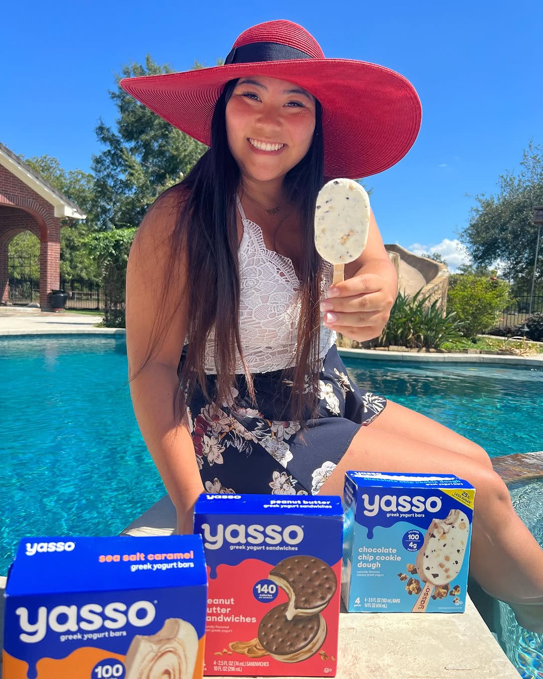 Instagram post by @meag.a.bites for Yasso. Caption reads: 𝙔𝙖𝙨𝙨𝙤

#ad When it comes to @yasso I always....