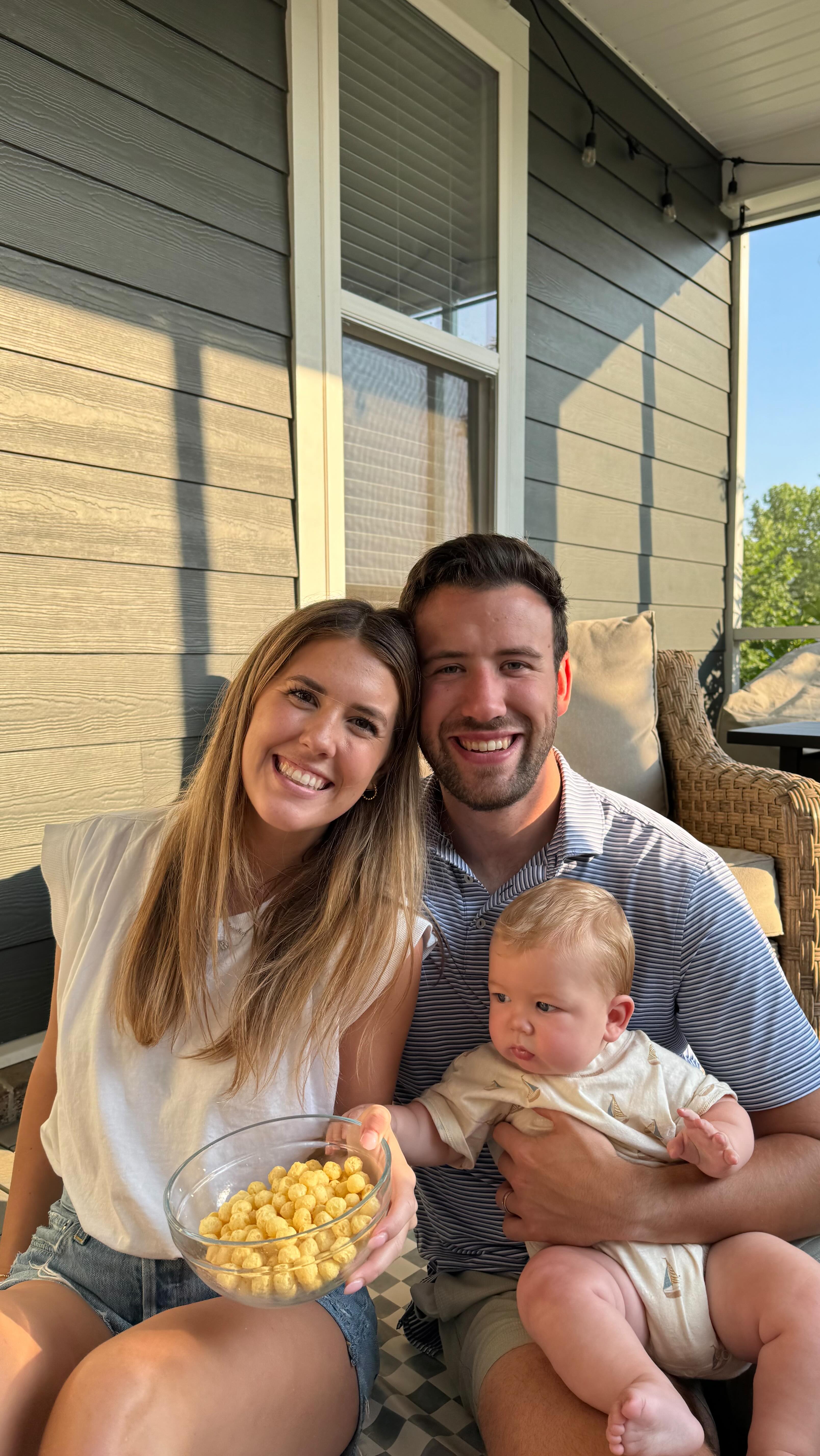 Instagram post by @hollykfischer_ for Hippeas. Caption reads: #hippeaspartner Errands feel like a win when they....