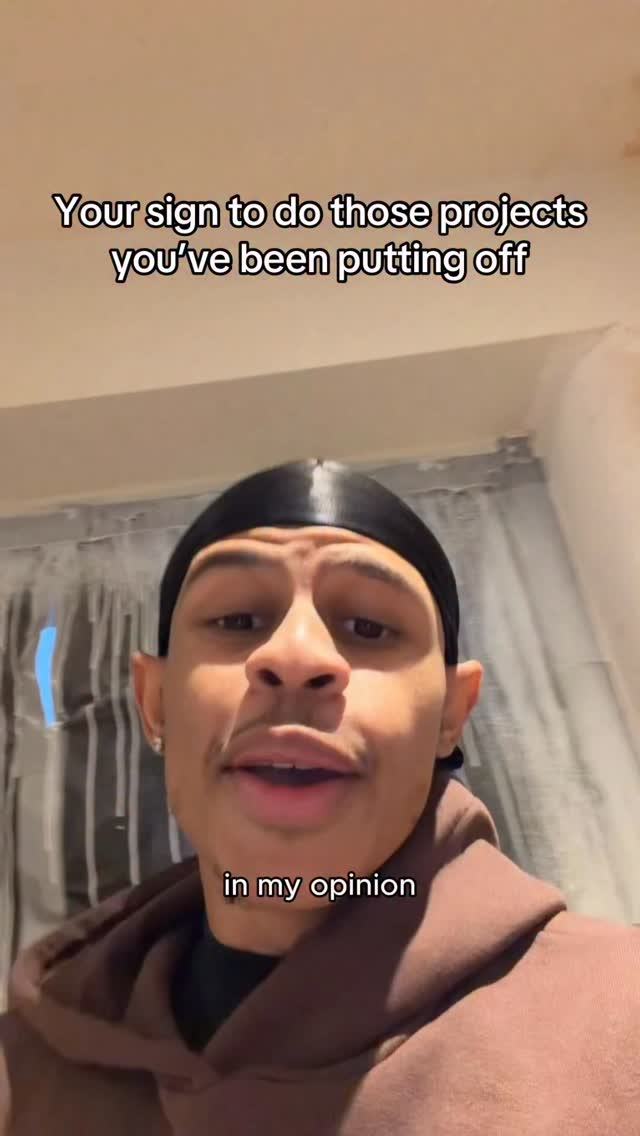 Instagram post by @benje.gs for Screwfix. Caption reads: The @screwfix_uk Black Friday deals are the....