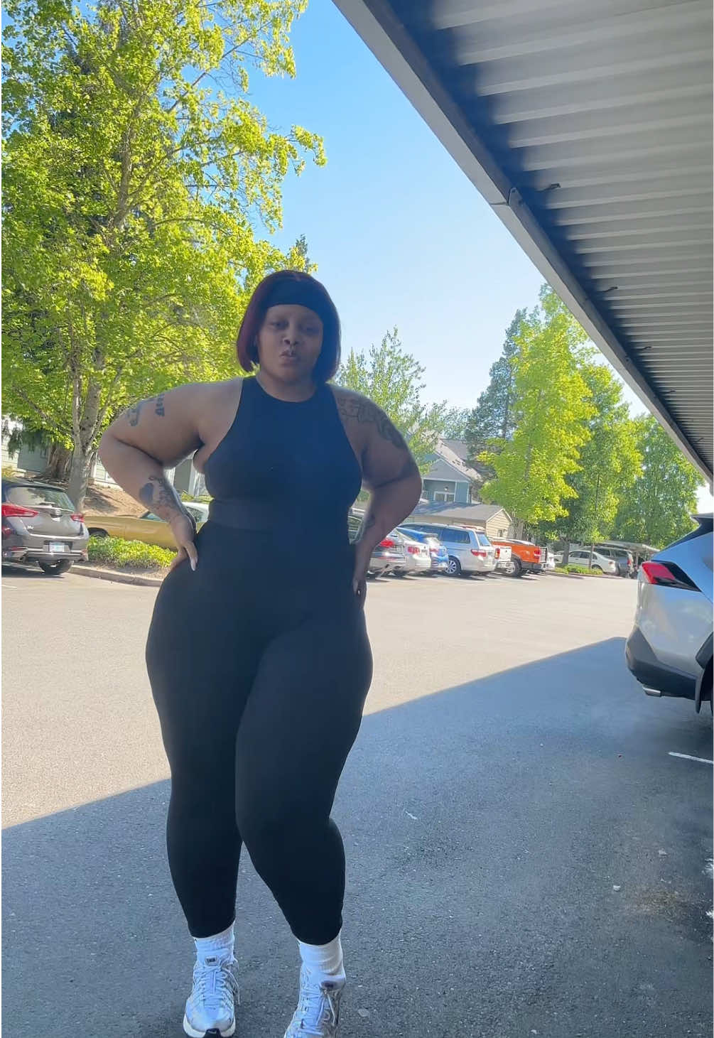 TikTok post by @prettyb_bbwdoll for BRXL. Caption reads: #fyp #75soft #hotworx @BRXL leggings best leggings....