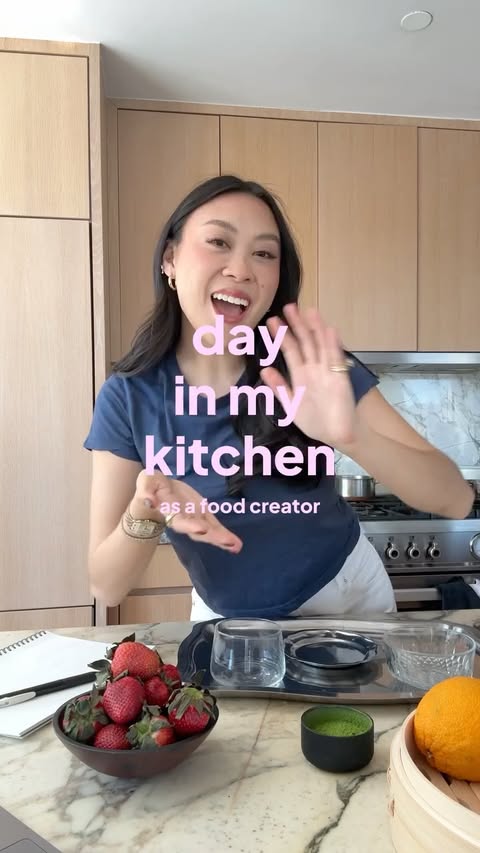 Instagram post by @emeraldcchan for Vitamix. Caption reads: [...] w/ one of my favorite kitchen tools @vitamix....