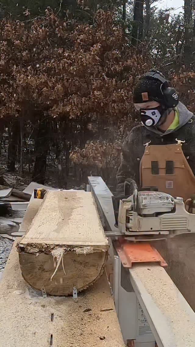 Instagram post by @foxridgeslabs for RZ Mask. Caption reads: [...] to protect my lungs with the RZM3 from....