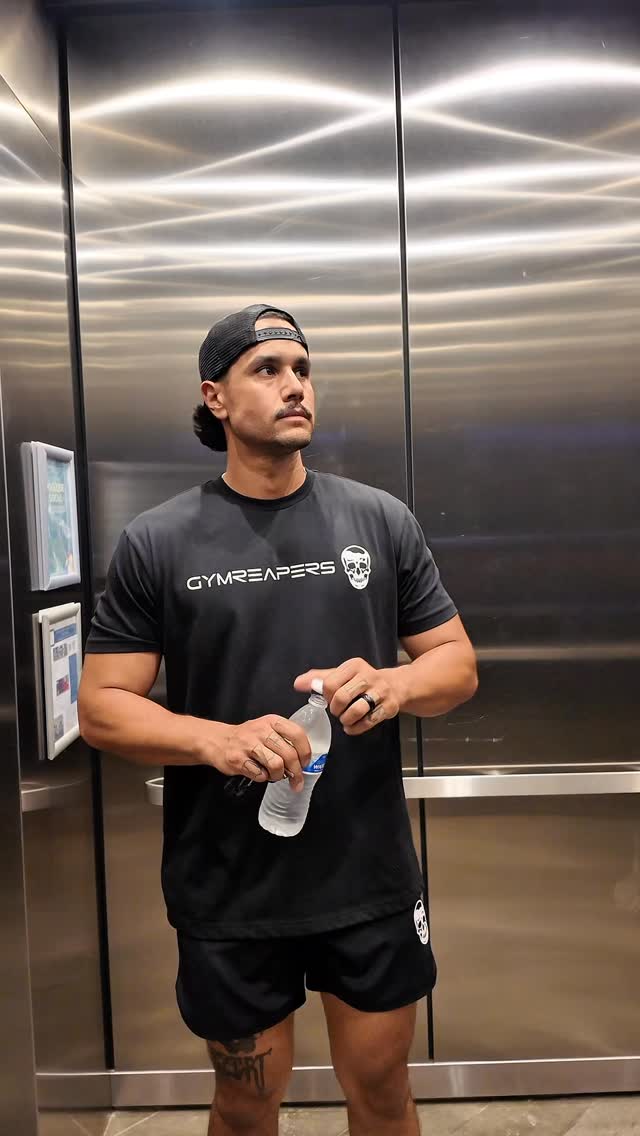 Instagram post by @abedzrt for Gymreapers. Caption reads: @gymreapers Basic Tee and and training shorts are....