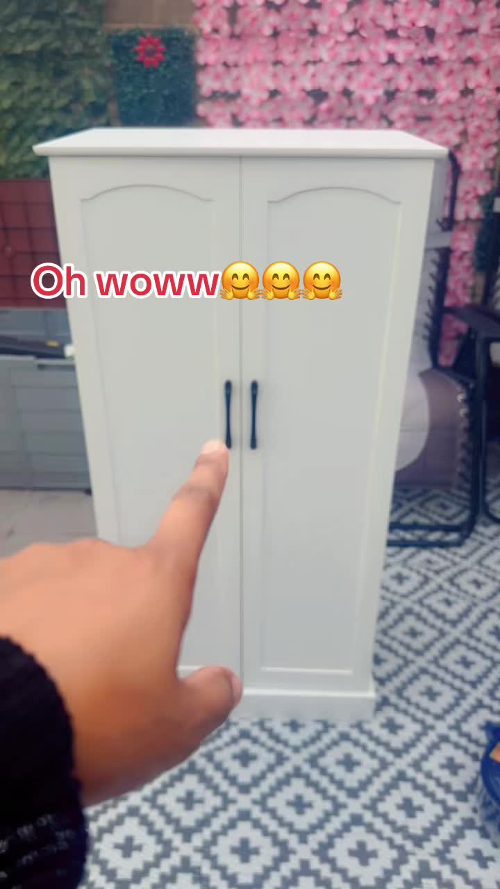 TikTok post by @moni26_7 for Costway. Caption reads: [...] #unitedkingdom #tiktokmademebuyituk....
