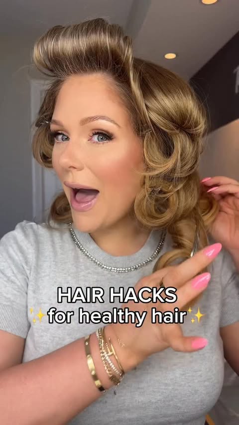 Instagram post by @kellystrackofficial for MaryRuth's. Caption reads: Hair hacks for healthy hair!✨💁🏼‍♀️ Y’all know I....